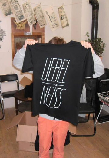 UEBEL&NEISS, Silk screen printing Session, ©GfZK, 2013