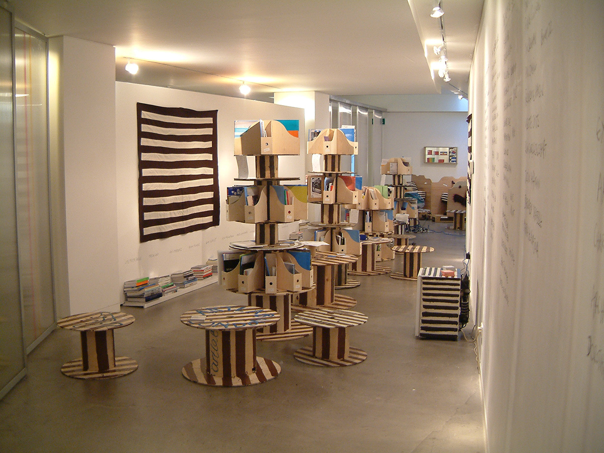 Curating Degree Zero Archive in London 