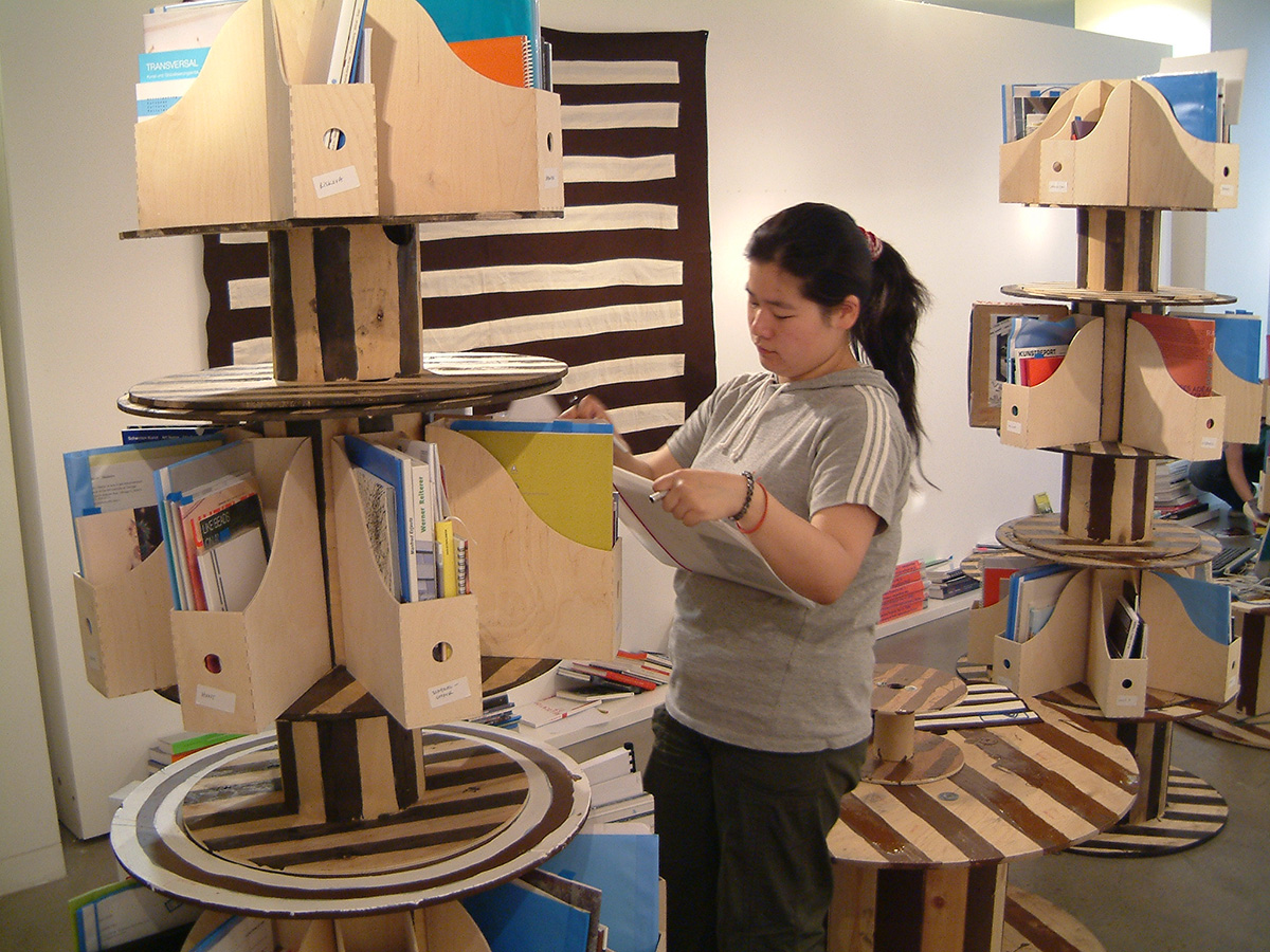 Curating Degree Zero Archive in London 